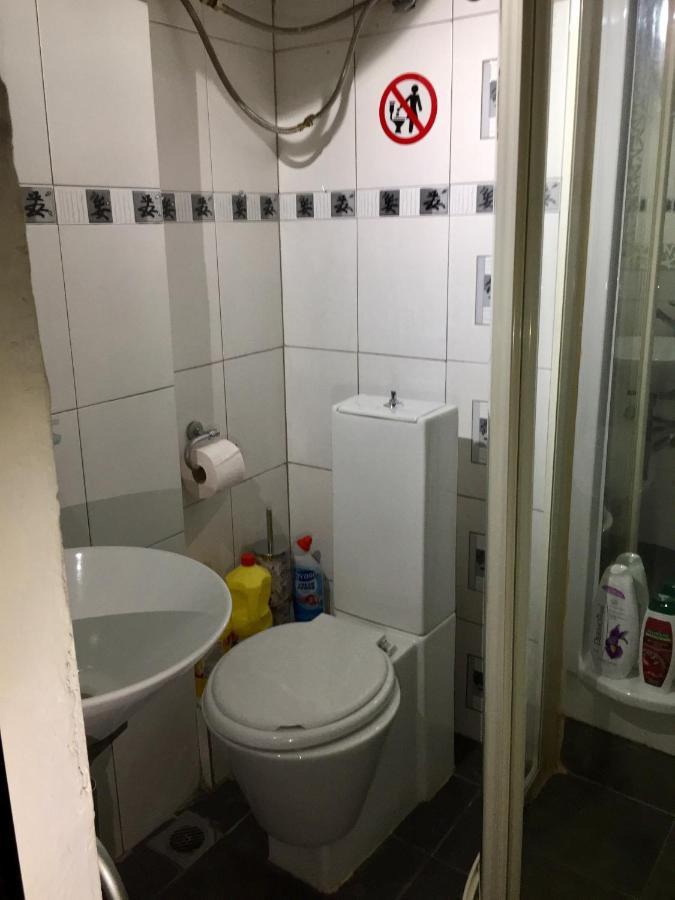 Esther Isimeriahomz Apartament
