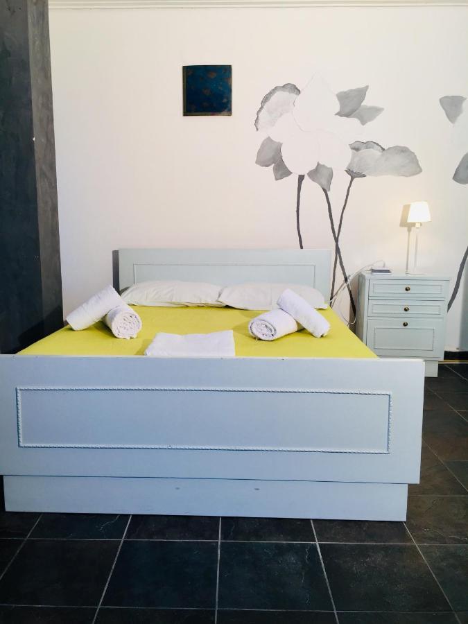 Apartament Esther Isimeriahomz Saloniki